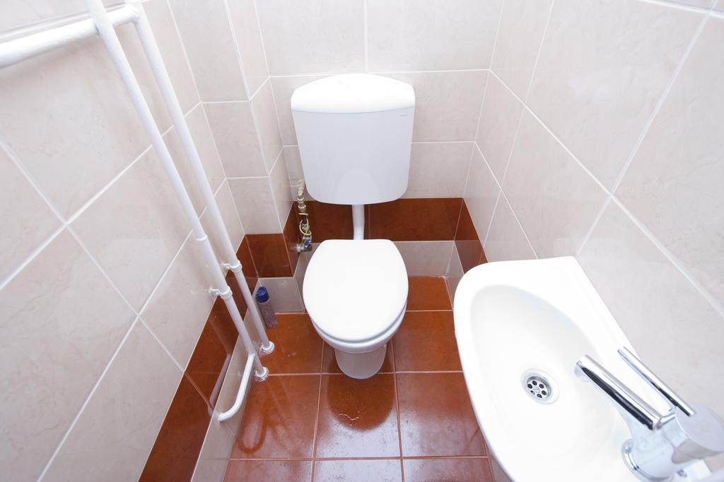 Andrassy Apartment With Inside Parking بودابست الغرفة الصورة