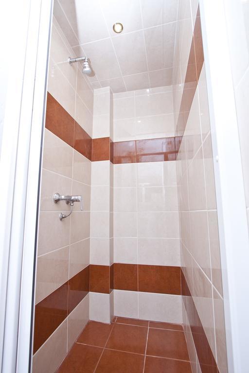 Andrassy Apartment With Inside Parking بودابست المظهر الخارجي الصورة
