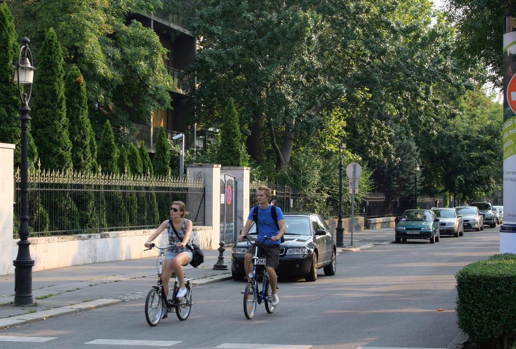 Andrassy Apartment With Inside Parking بودابست المظهر الخارجي الصورة